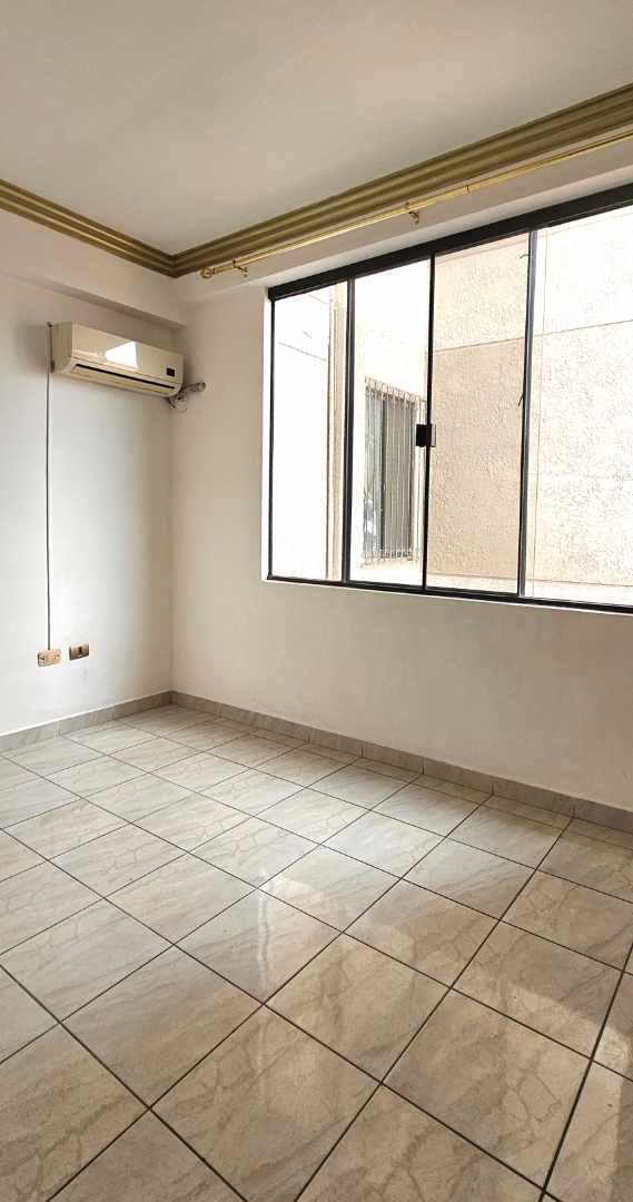 Departamento Av. Argamosa 1er ANILLO  Foto 9
