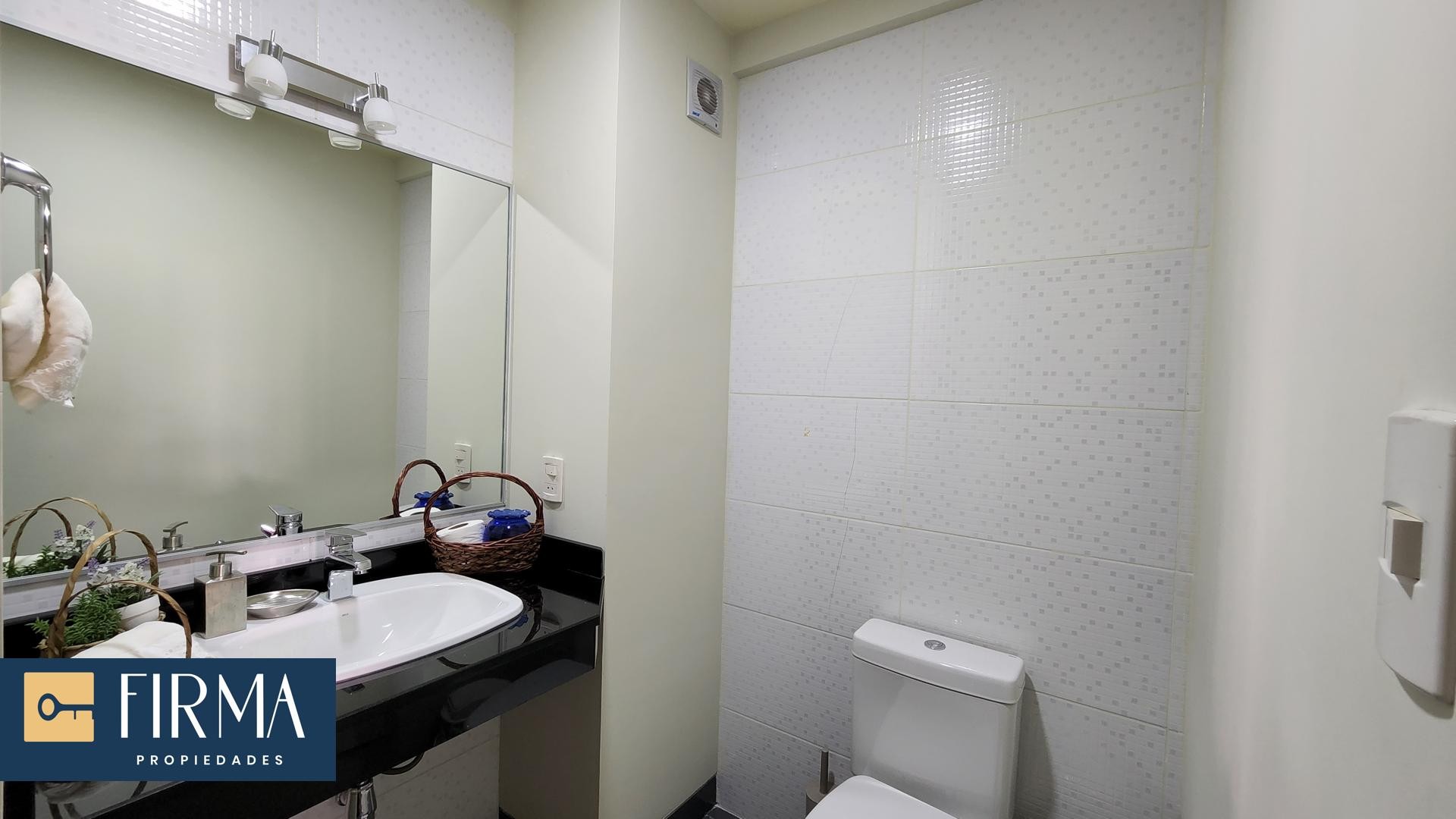 Departamento en Achumani en La Paz 3 dormitorios 4 baños 1 parqueos Foto 8