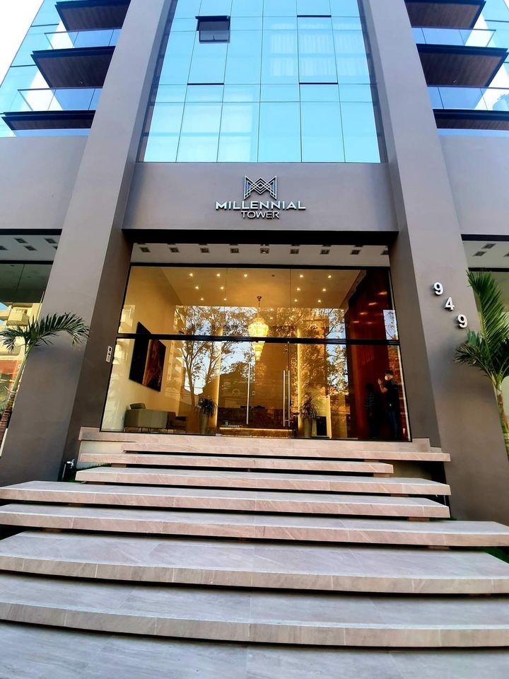 Departamento en Entre 1er y 2do anillo Norte en Santa Cruz de la Sierra 1 dormitorios 1 baños 1 parqueos Foto 1