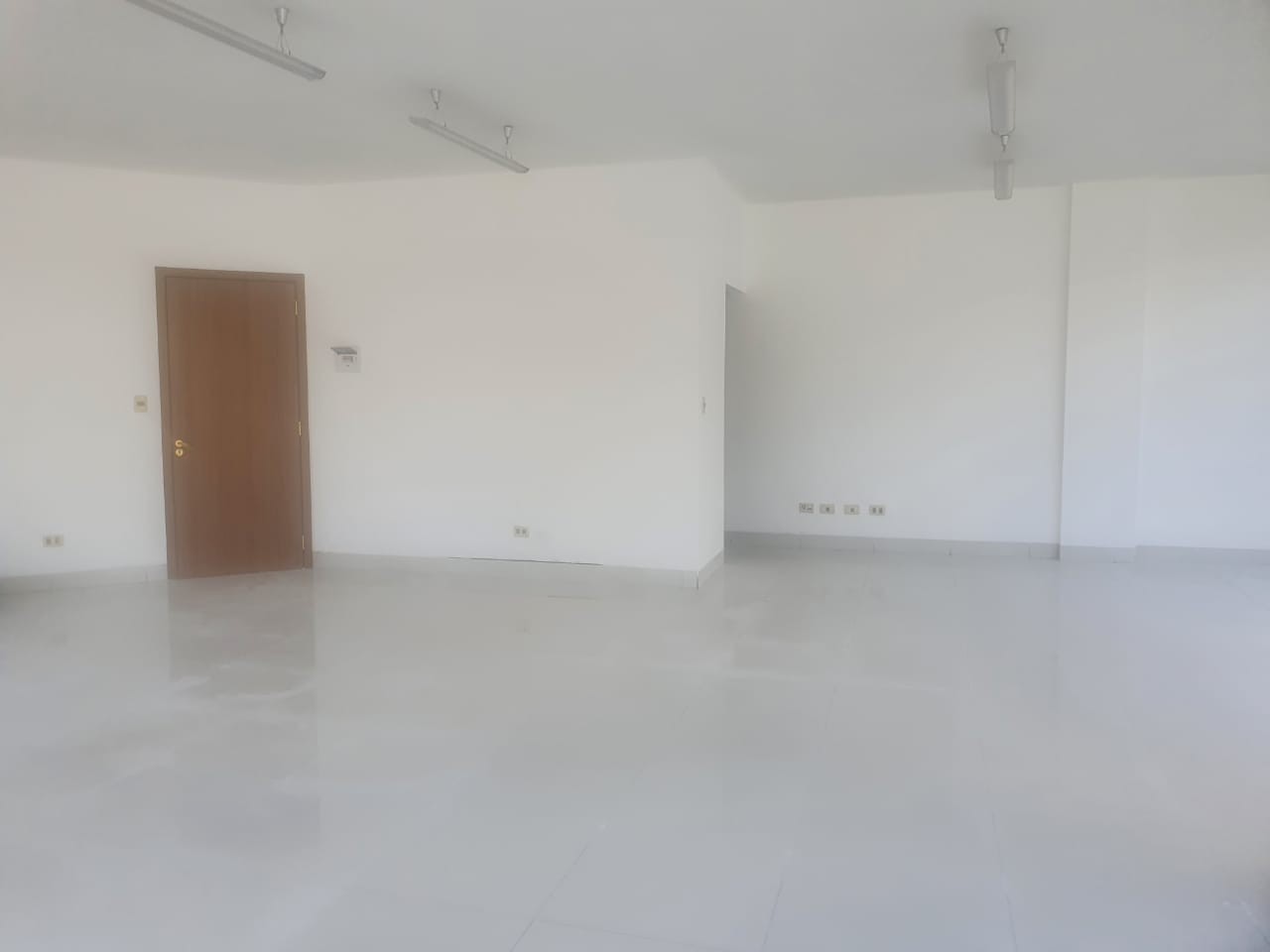 Local comercial Local Comercial Calacoto Calle 11 Edificio CBC II Foto 5
