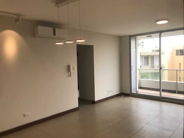Departamento en AlquilerTorres Solaris, entre Avenidas Piraí & Roca y Coronado, próximo al 4to. Anillo.  2 dormitorios 2 baños 1 parqueos Foto 19