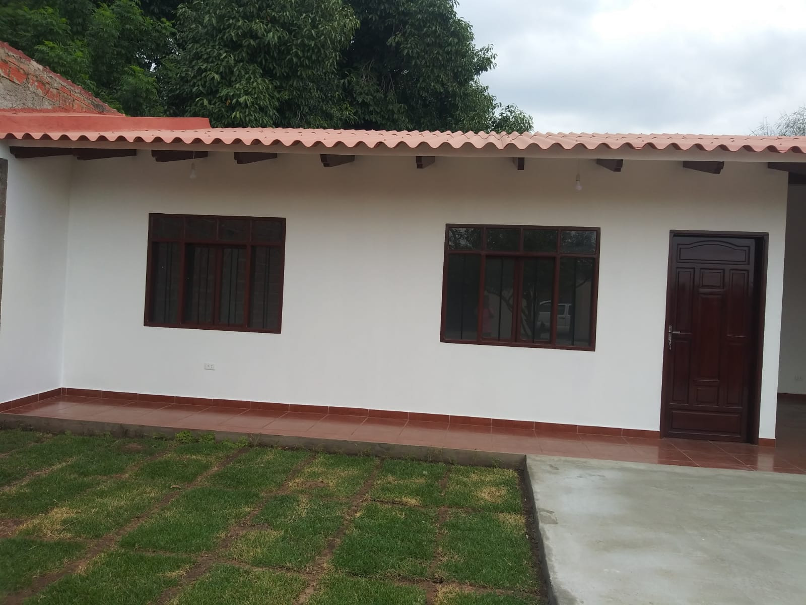 Casa en VentaCASA en VENTA en Pampa de la Isla - Avenida Montecristo (ver ubicacion) 2 dormitorios 1 baños 3 parqueos Foto 5