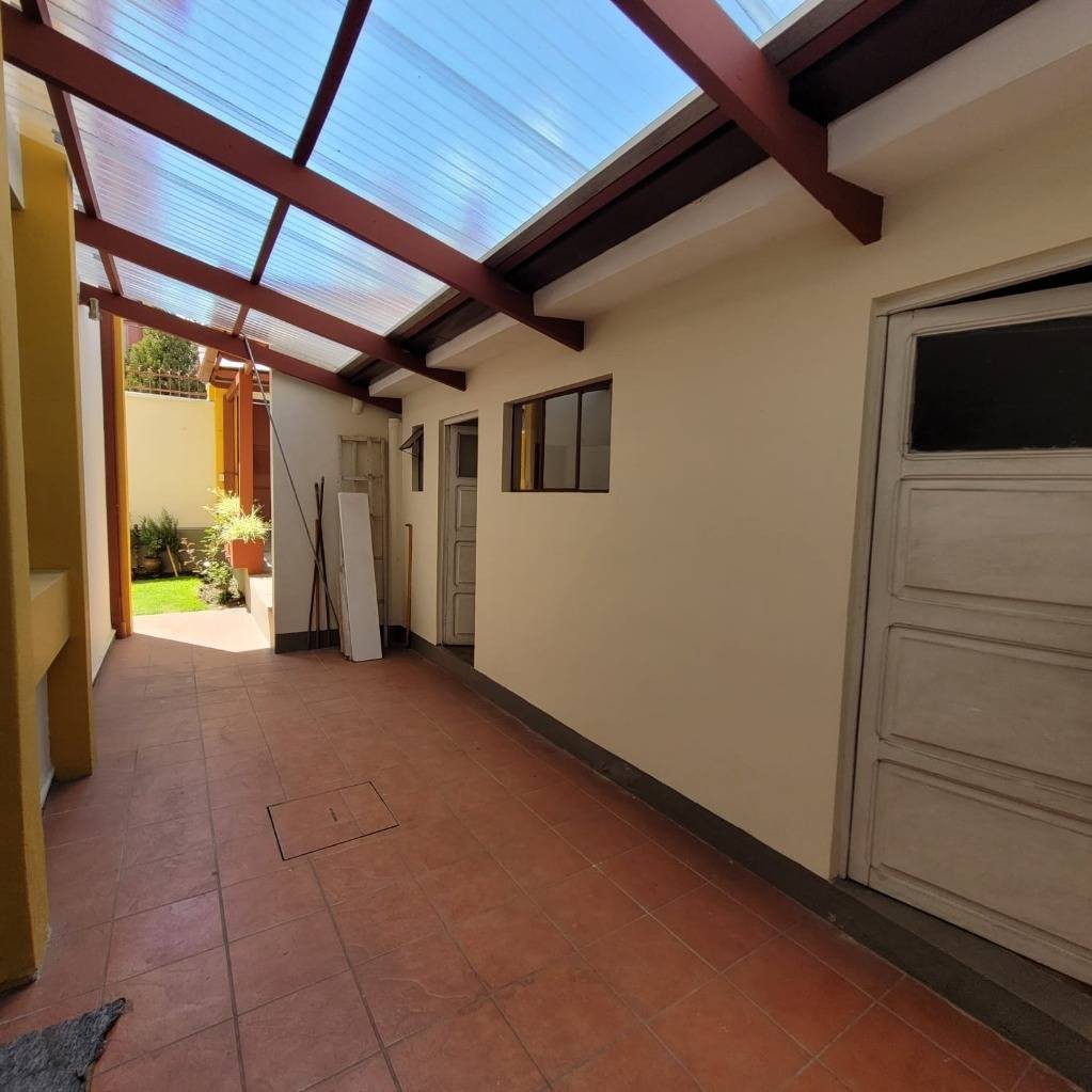 En Alquiler a Bs 15,000 Foto 8