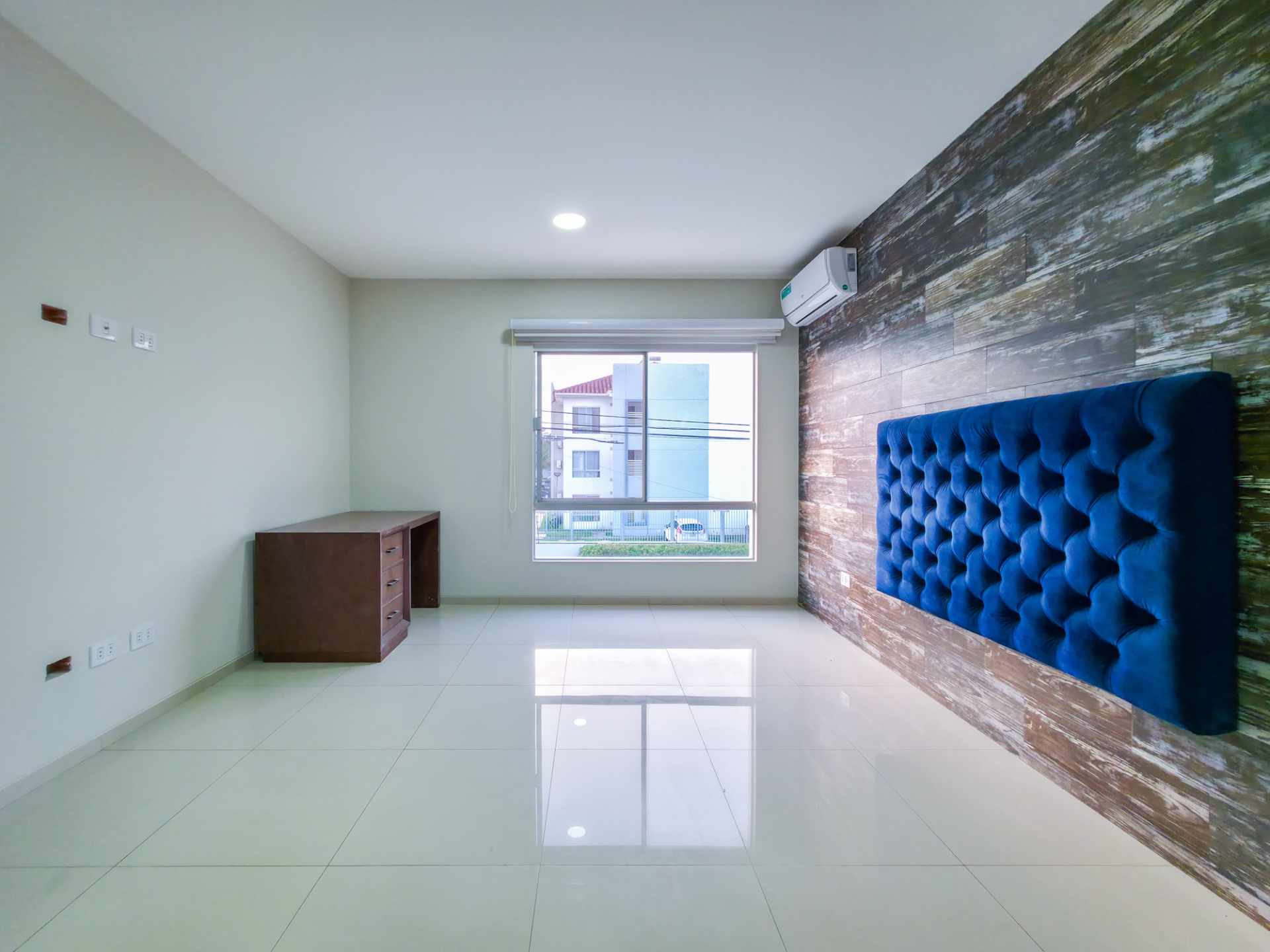 Casa en VentaAv Pirai 6to anillo Condominio Palma mallorca 4 dormitorios 4 baños 4 parqueos Foto 15