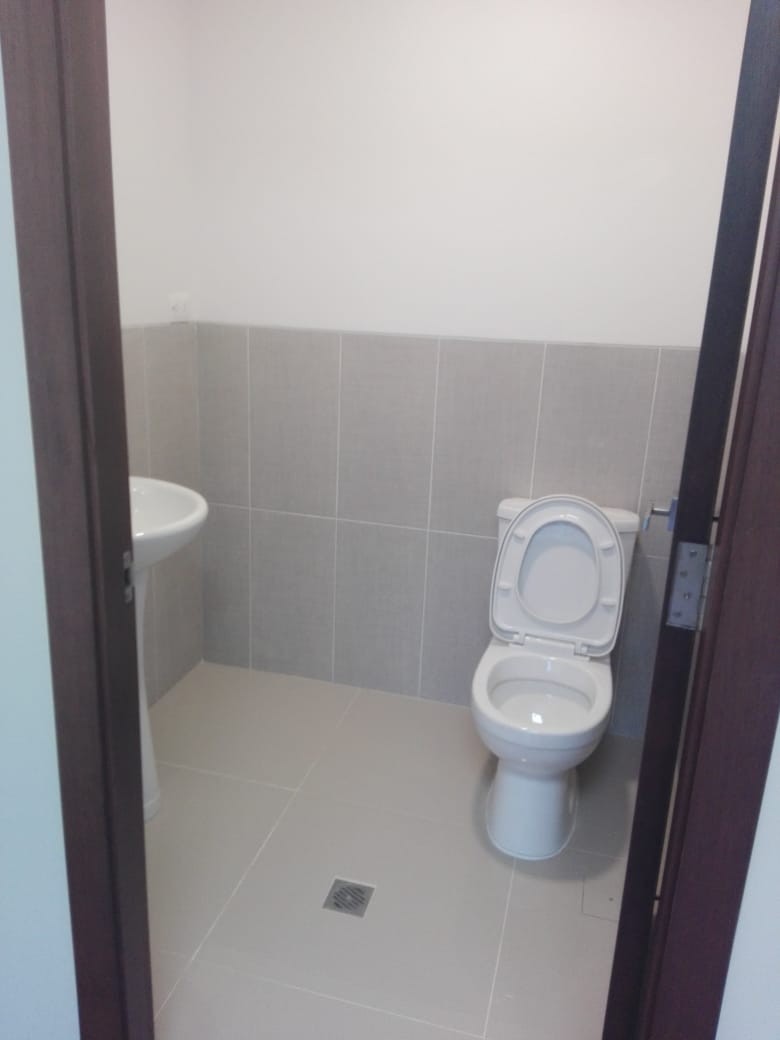 Oficina en San Jorge en La Paz 1 dormitorios 2 baños 1 parqueos Foto 5