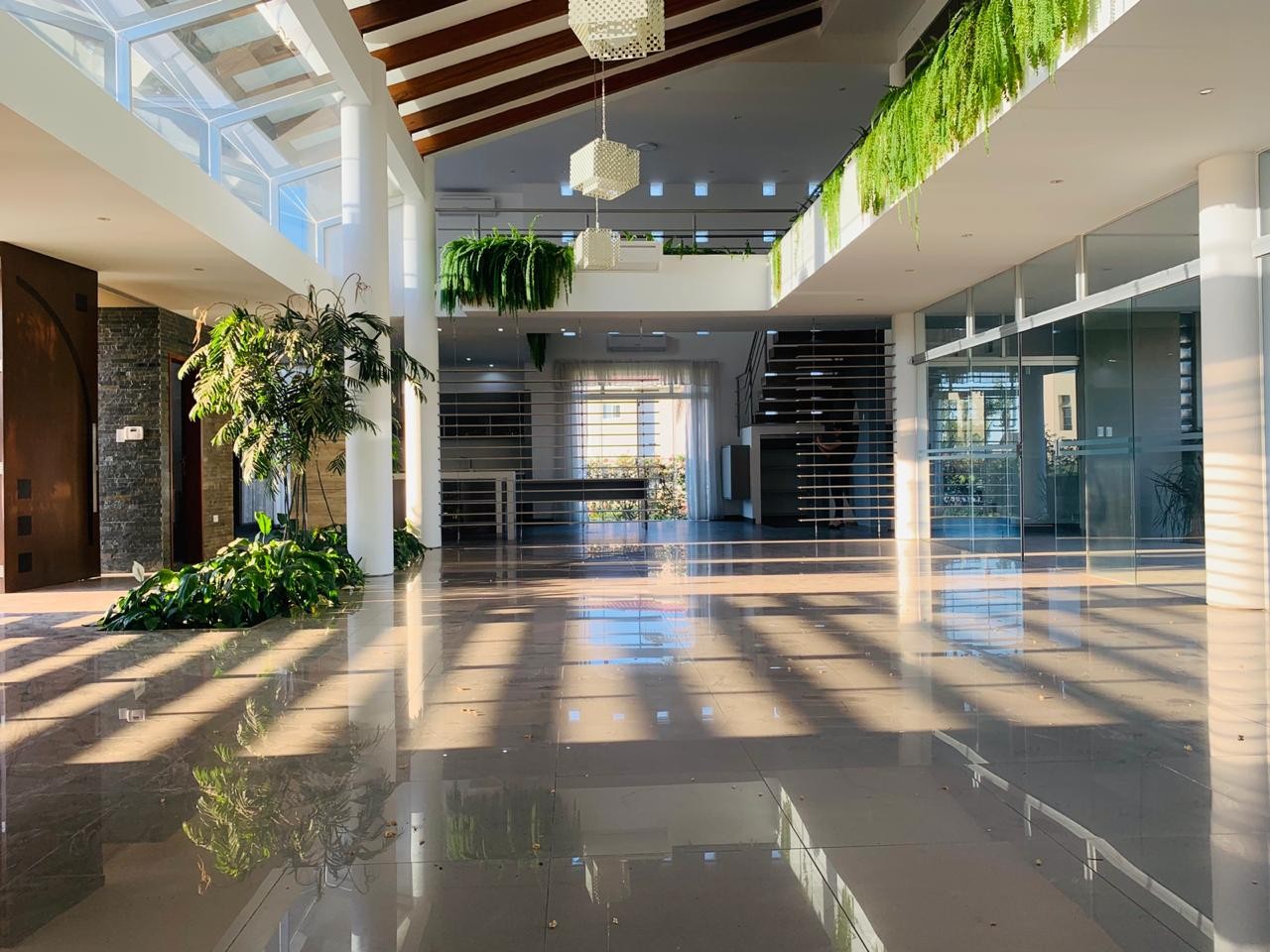 Casa en Urubó en Santa Cruz de la Sierra 5 dormitorios 5 baños 2 parqueos Foto 14