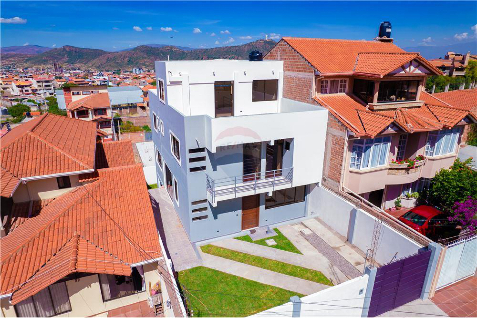 En Venta a $us 183,600 Foto 1