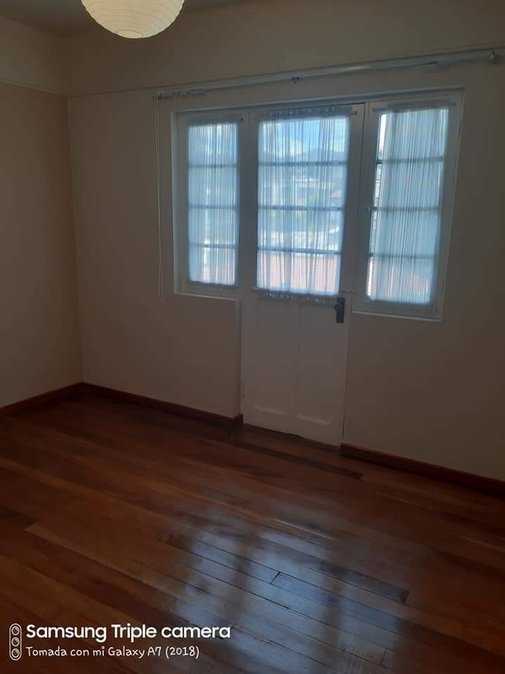 Departamento Av.Arce casi esquina campos. Edificio La Paz N°2724 Foto 6