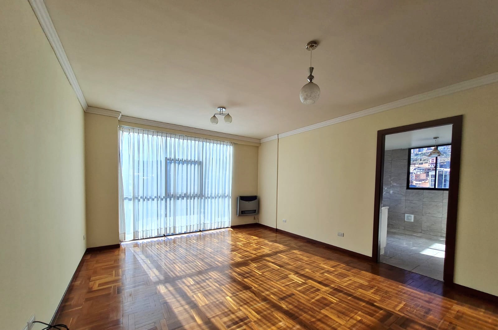 Departamento en VentaObrajes Av. H. Siles Foto 2