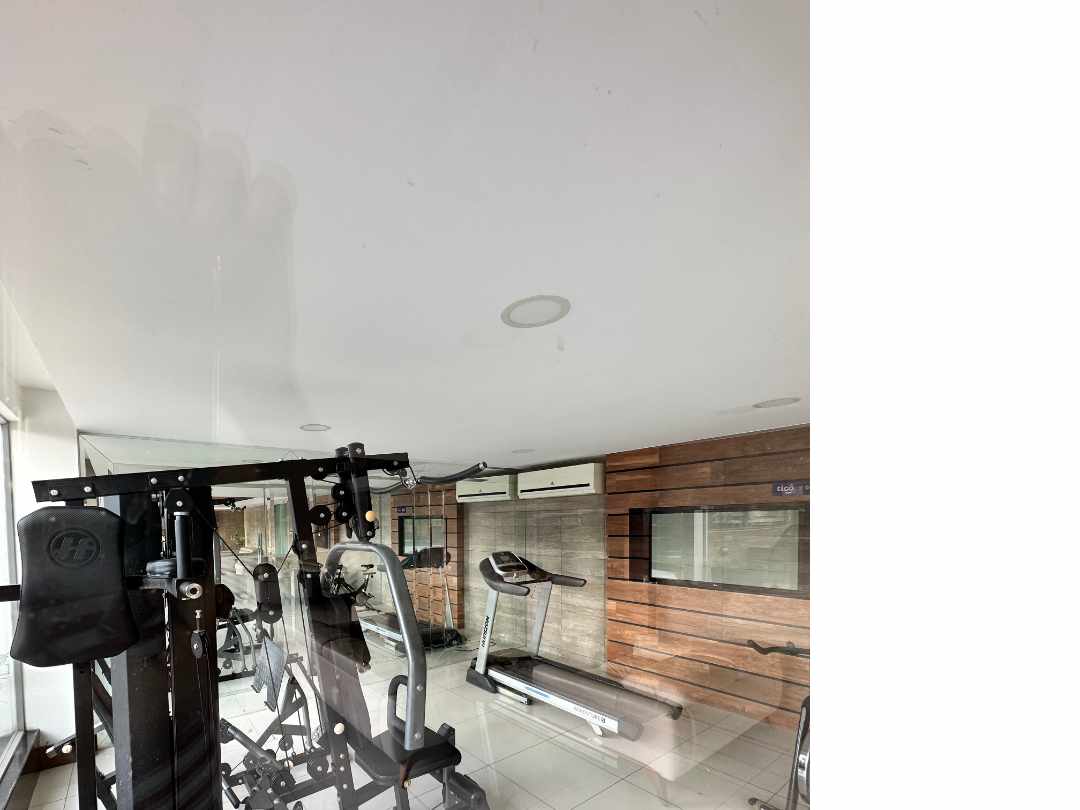 En Alquiler a $us 900 Foto 15