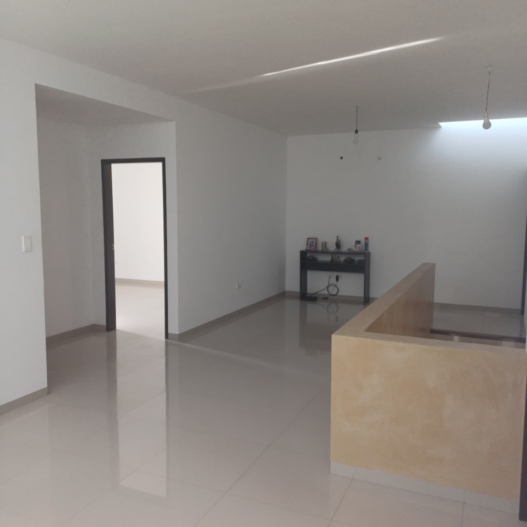 En Venta a $us 205,000 Foto 5