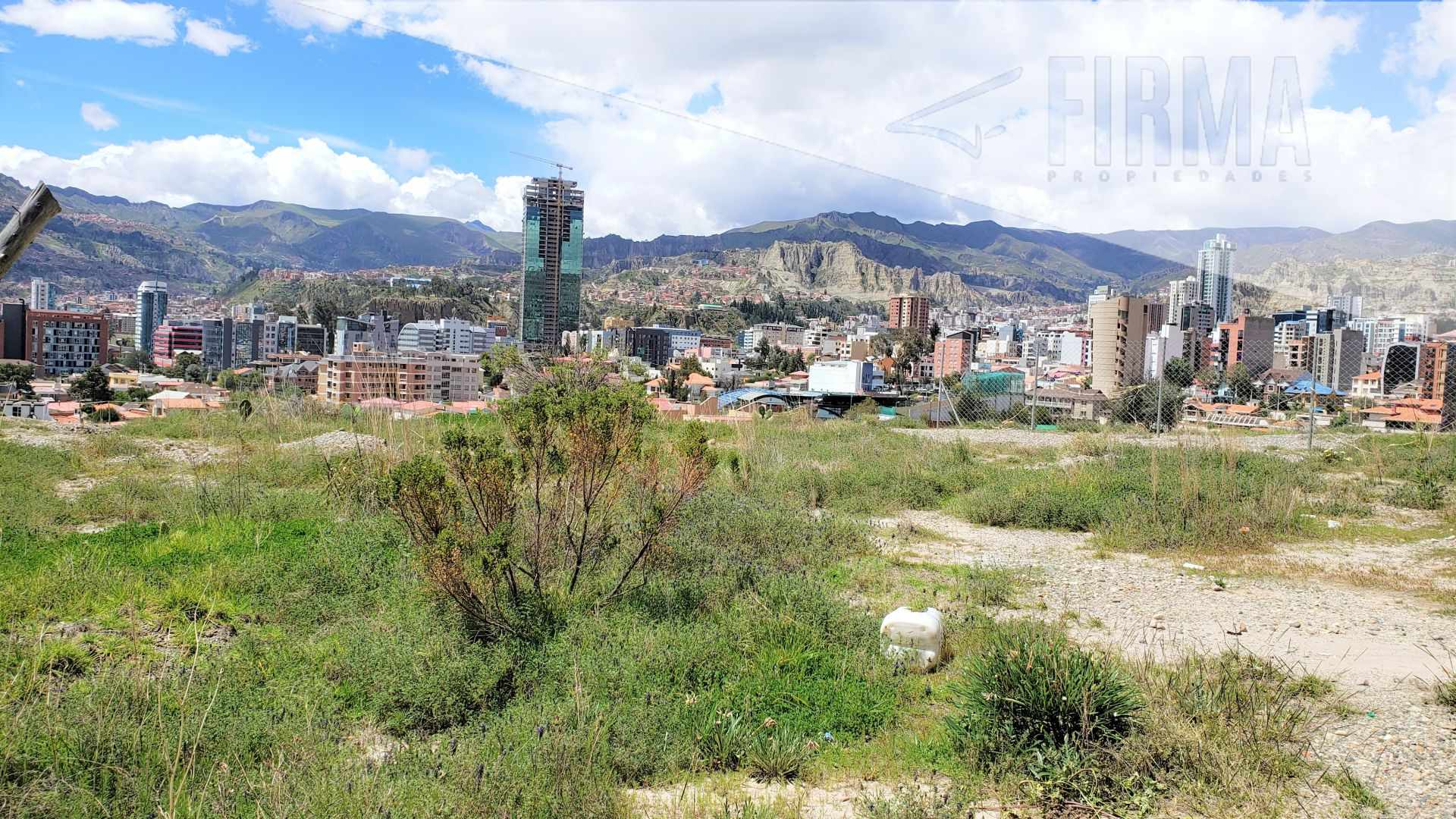 Terreno en Calacoto en La Paz    Foto 3