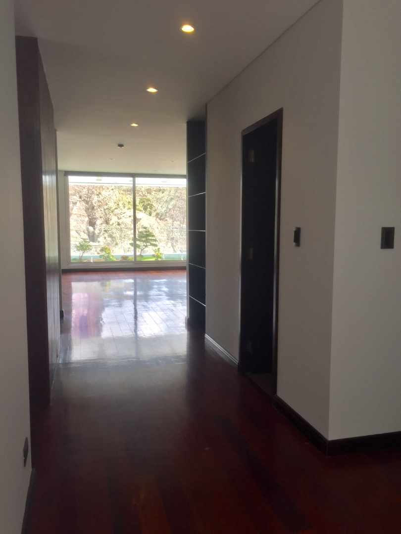 En Venta a $us 520,000 Foto 4