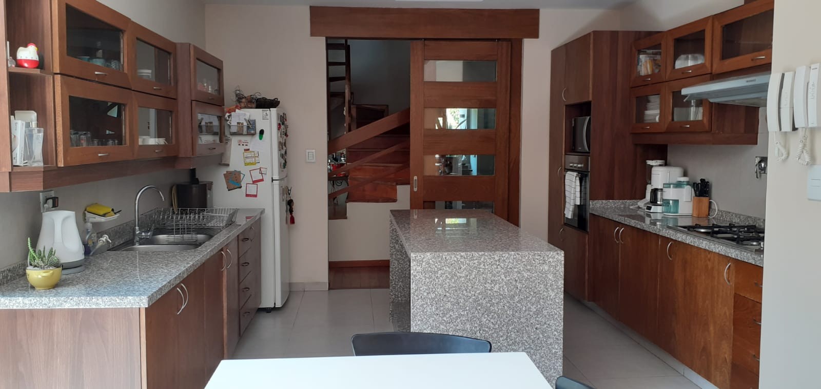 Departamento Calle Alcides Arguedas 670, esquina Washington. Zona Cala Cala Foto 3