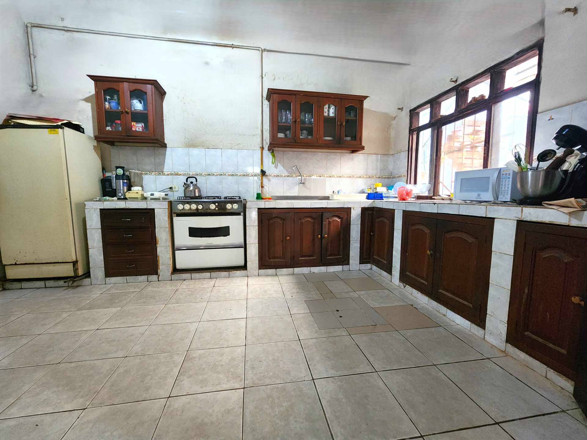 Casa en Villa 1ero de Mayo en Santa Cruz de la Sierra 3 dormitorios 3 baños 3 parqueos Foto 4