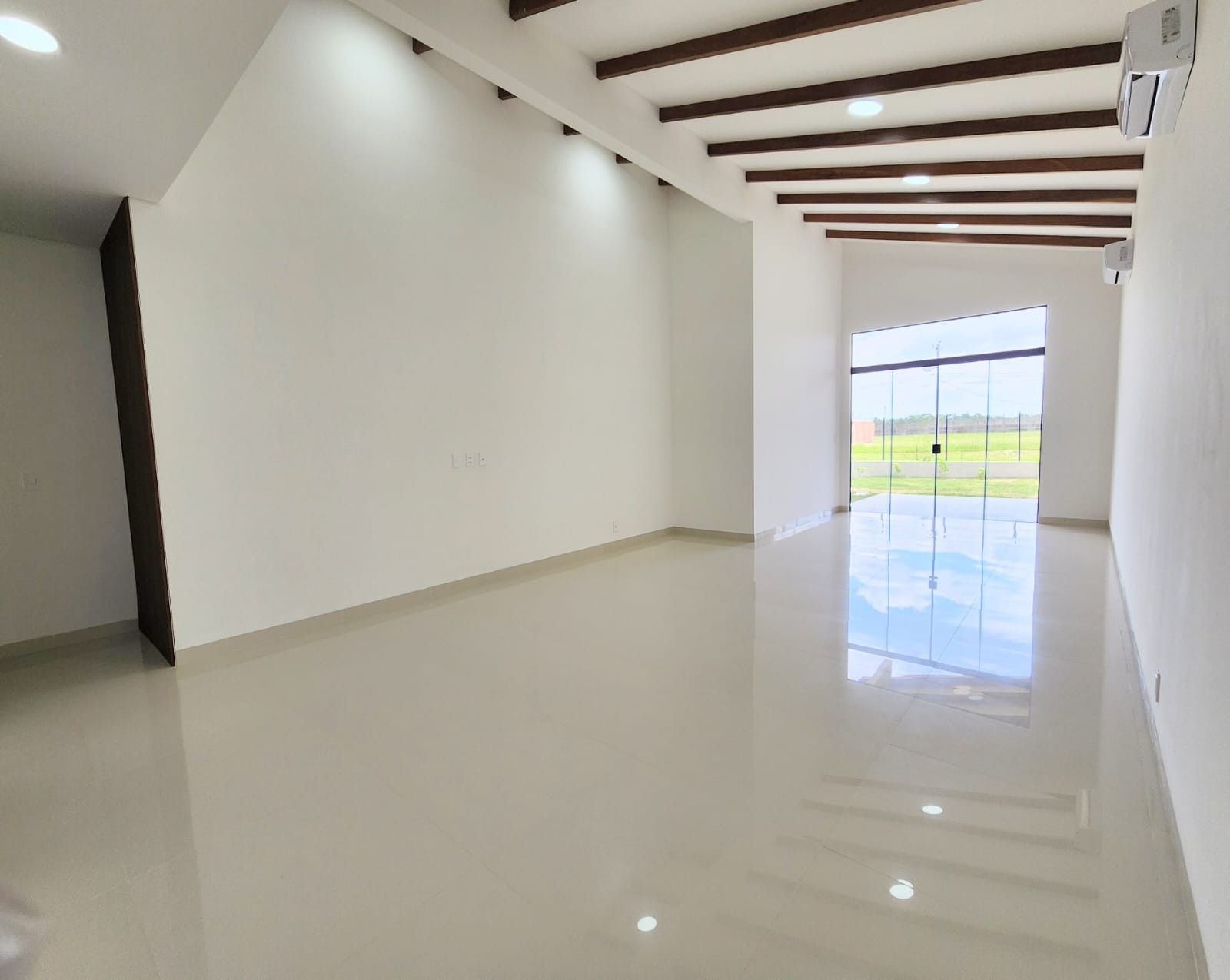 Casa en VentaCASA EN VENTA CONDOMINIO LOMAS DEL URUBO SUR Foto 2