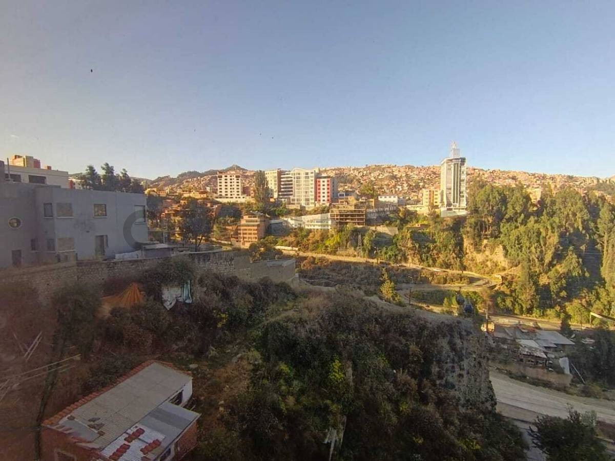En Venta a Bs 1,450,000 Foto 24