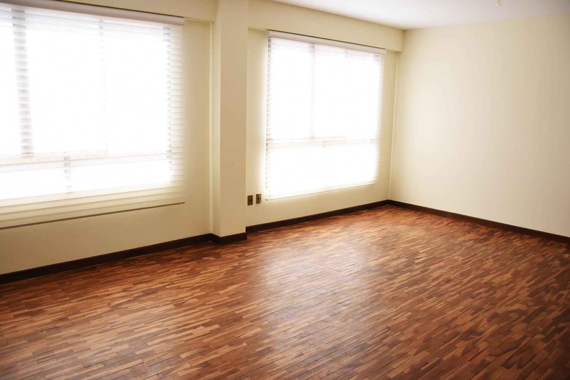 Departamento en VentaIrpavi 2 
Calle Ruiseñor #15 Edificio Claudia Foto 2