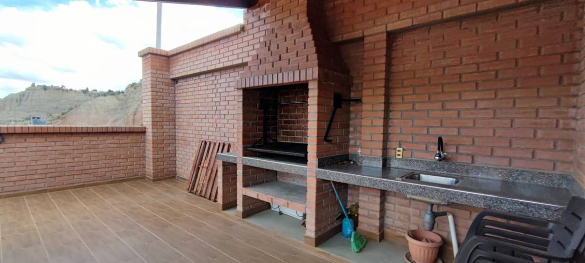 Departamento HERMOSO Y AMPLIO DEPARTAMENTO EN ALQUILER A ESTRENAR EN  CALLE 6 DE IRPAVI Y AV. COSTANERA  Foto 2