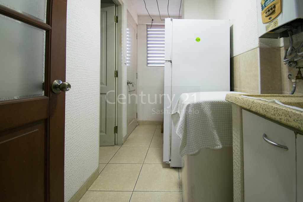 Departamento en Entre 1er y 2do anillo Norte en Santa Cruz de la Sierra 2 dormitorios 3 baños 1 parqueos Foto 3