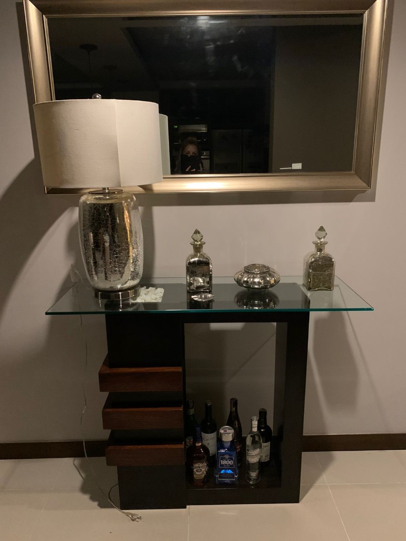 Departamento en AlquilerHERMOSO DEPARTAMENTO DE LUJO EN TORRE FRAGATA TOTALMENTE AMOBLADO 
ZONA EQUIPETROL /AV SAN MARTIN  2 dormitorios 1 baños 1 parqueos Foto 8