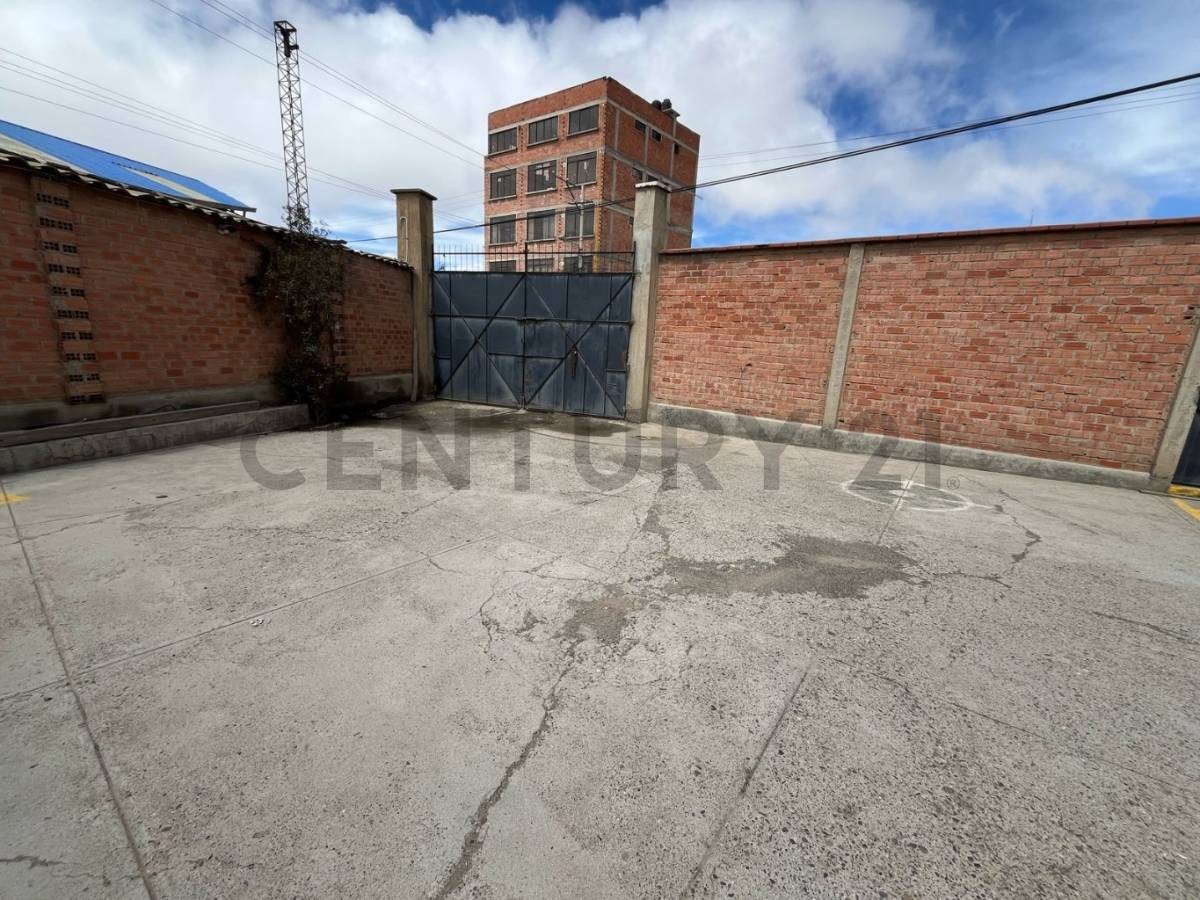 En Alquiler a Bs 19,000 Foto 3