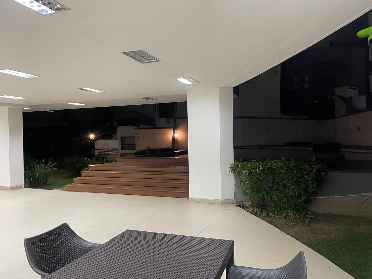 Departamento en AlquilerCalle Cochabamba, casi esquina Irala 2 dormitorios 3 baños 1 parqueos Foto 5
