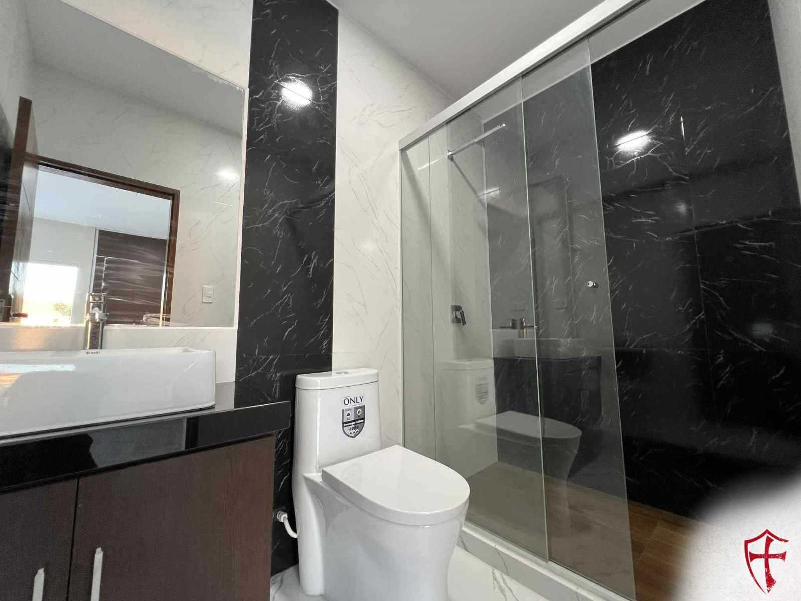 Casa en Carretera Norte en Santa Cruz de la Sierra 3 dormitorios 2 baños  Foto 8