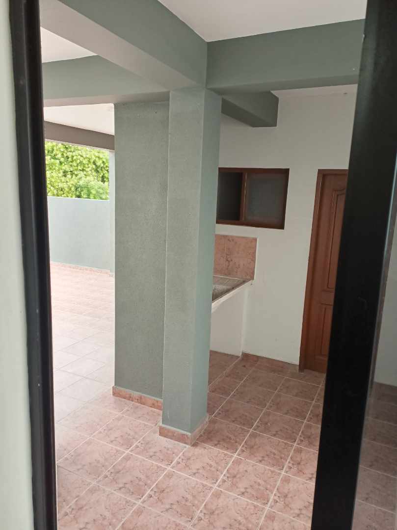 Departamento en Entre 1er y 2do anillo Norte en Santa Cruz de la Sierra 3 dormitorios 2 baños 1 parqueos Foto 14