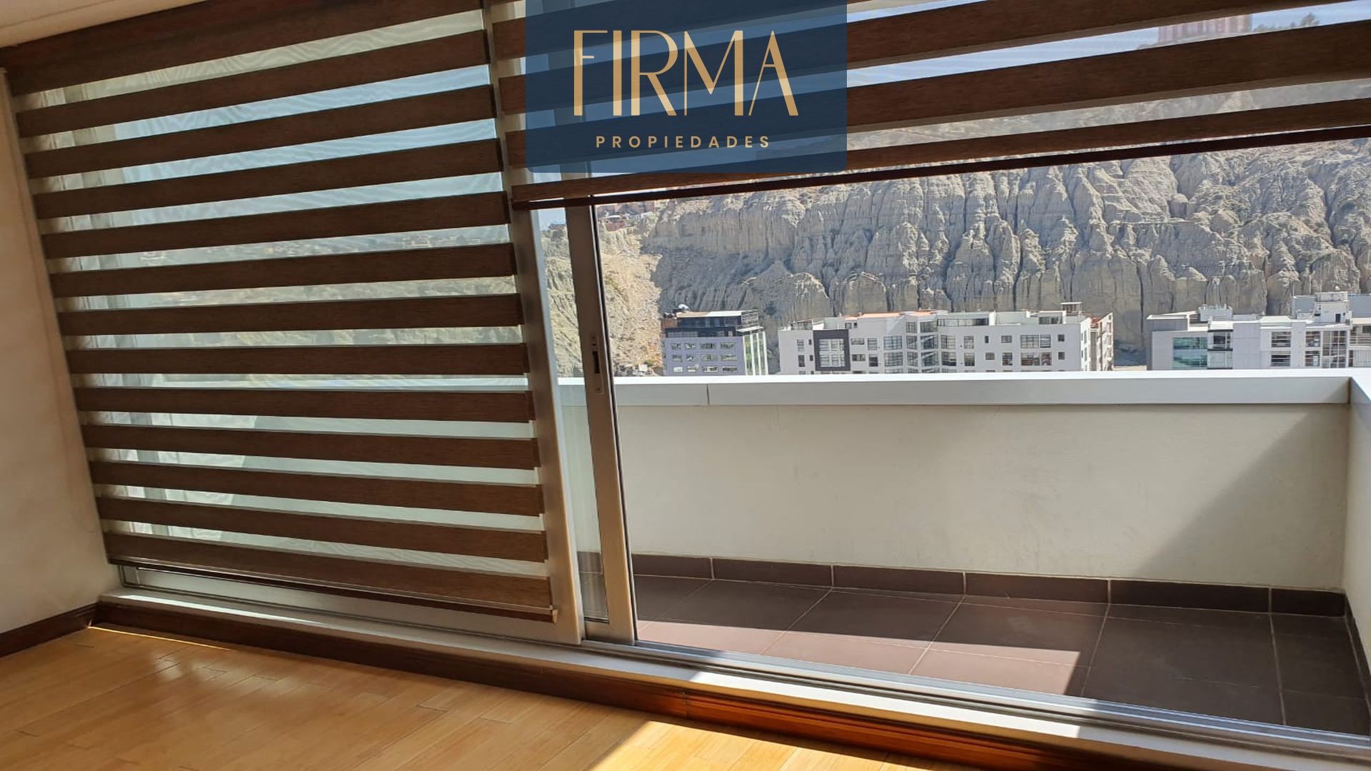 Departamento en Calacoto en La Paz 3 dormitorios 3 baños 1 parqueos Foto 8