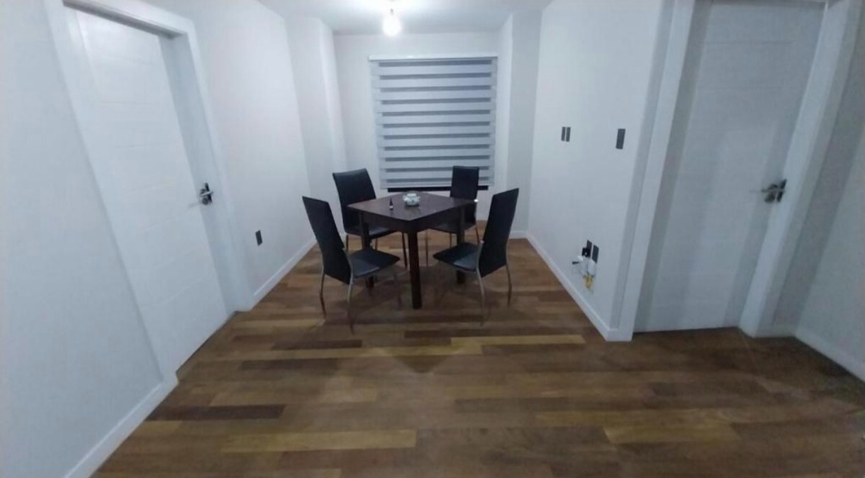 Departamento en AlquilerFrente a la Embajada Americana Edificio PriscilaII  Foto 4