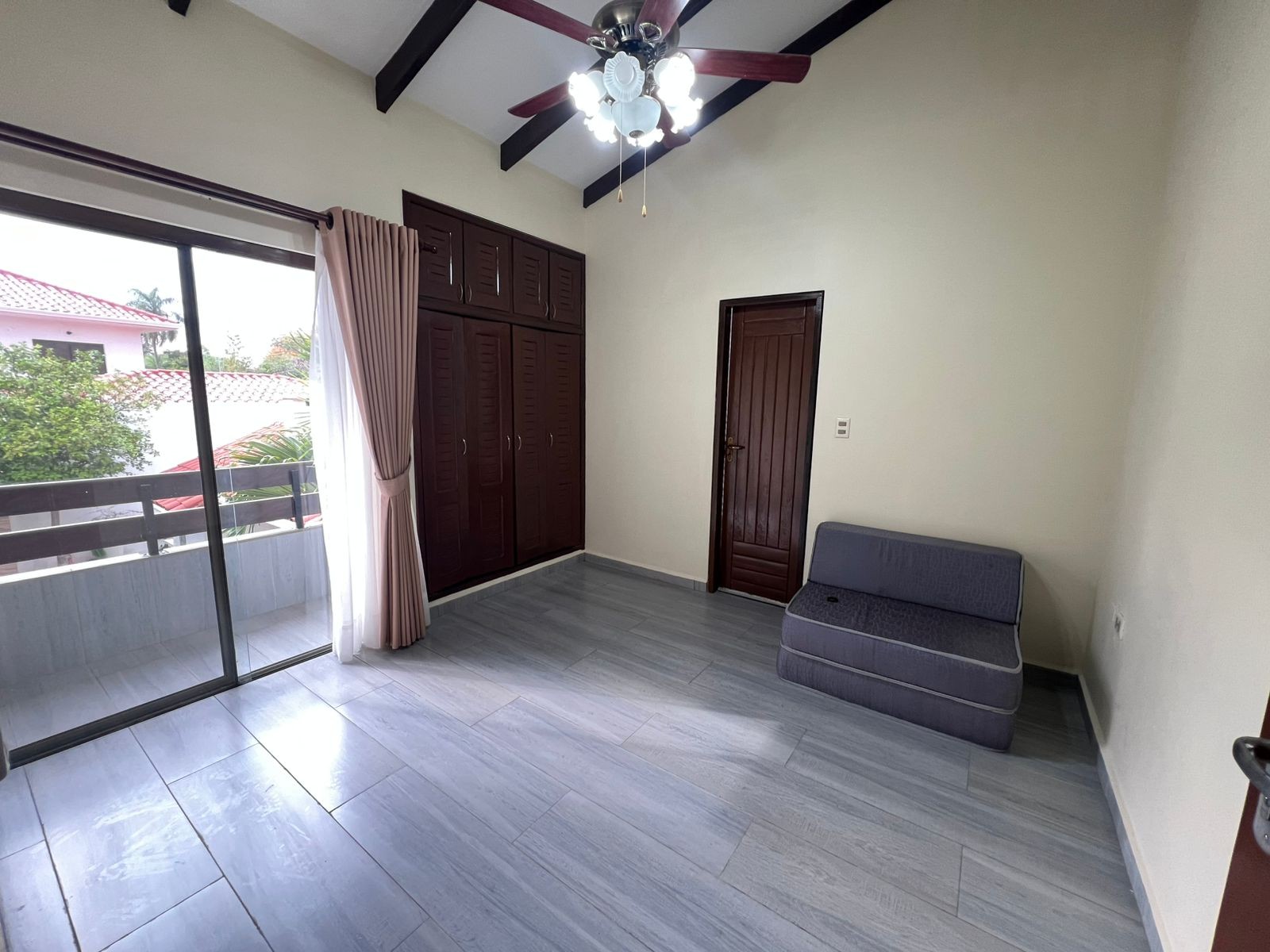 Casa en AlquilerCONDOMINIO JARDINES DL URUBO I Foto 12