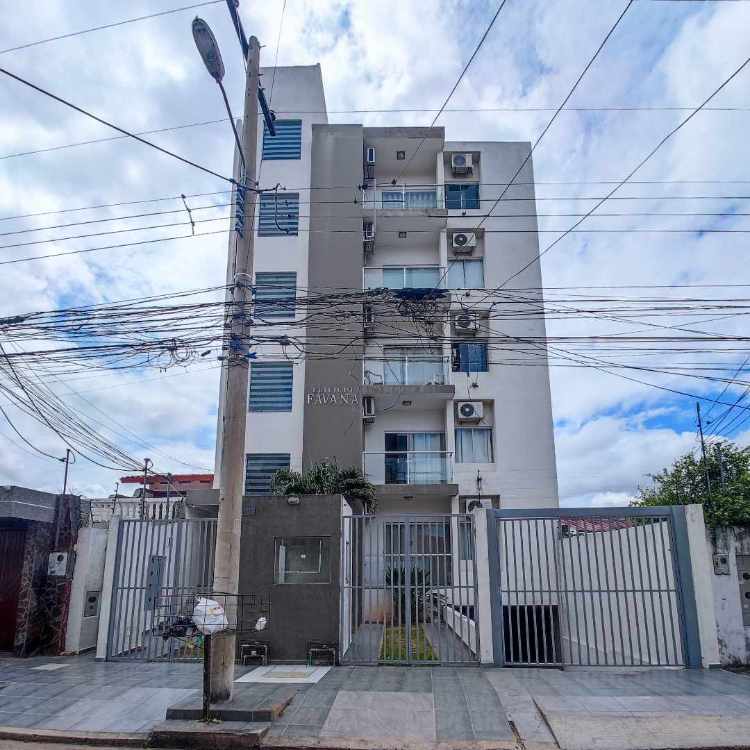 Departamento en AlquilerCalle Los Tordos, Av Paragua entre 2do y 3er anillo Foto 2