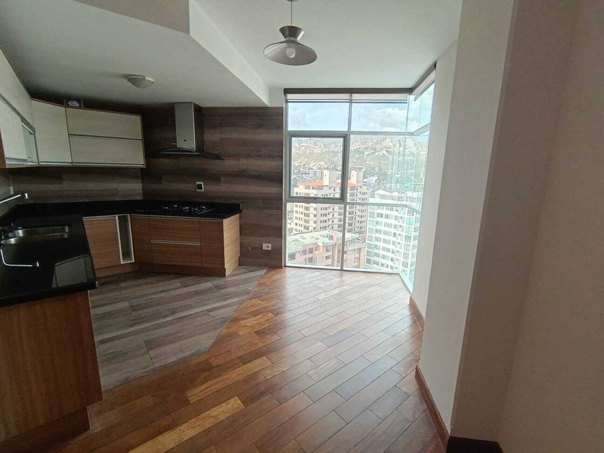 En Alquiler a Bs 3,500 Foto 3