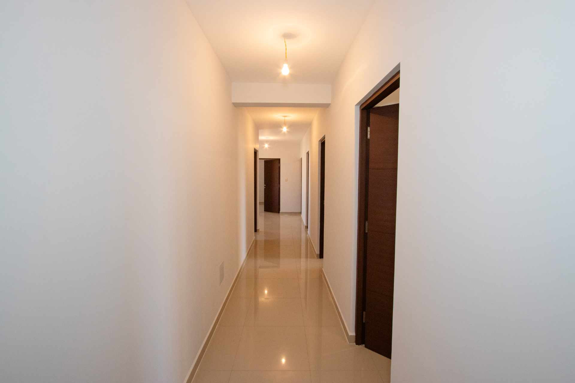 Departamento en Sarco en Cochabamba 4 dormitorios 3 baños 2 parqueos Foto 3