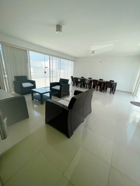 Departamento en VentaDepartamento 2 dormitorios Edificio Condado II  - Equipetrol Foto 13