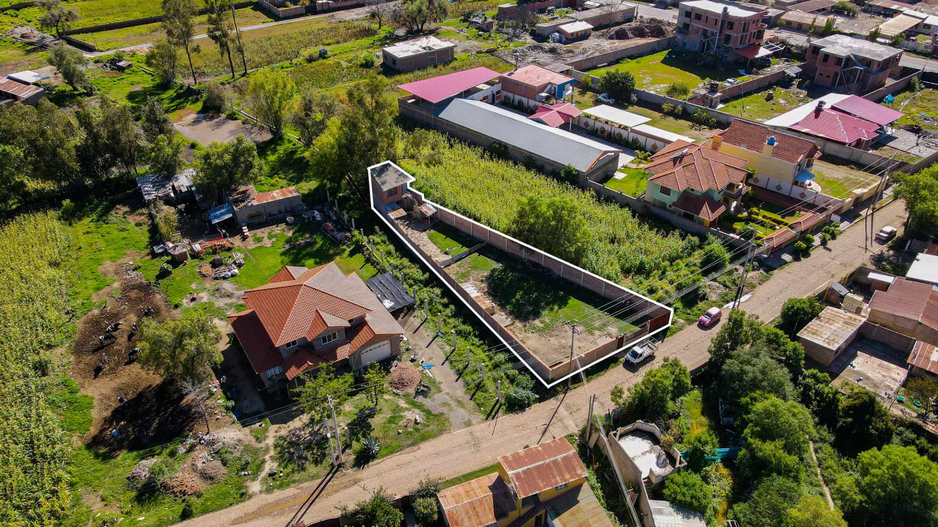 Terreno S/N A pasos de la Av. Elias Meneses - a 1 km de la Tranca Piñami - Quillacollo Foto 17
