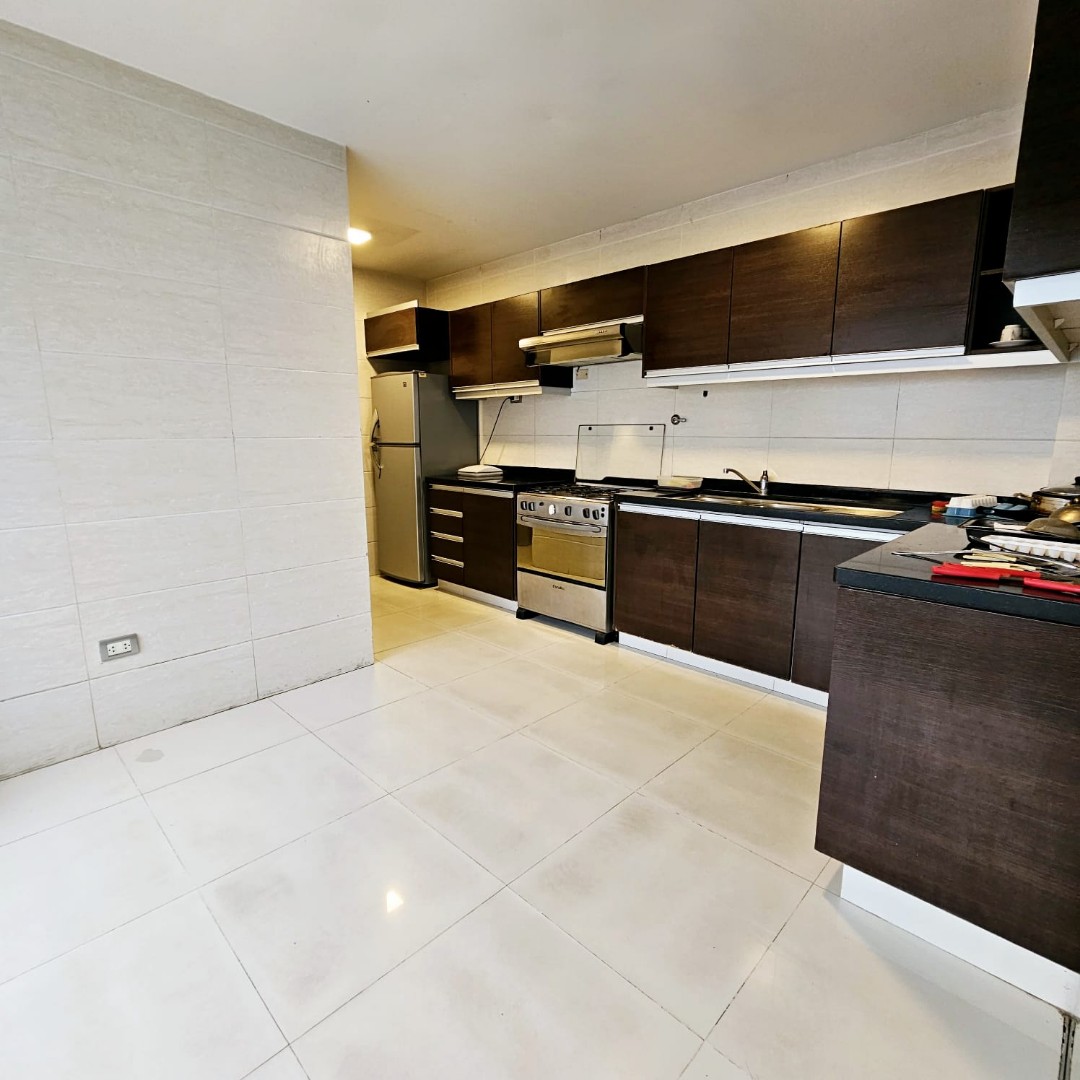 Departamento AV. EJERCITO NACIONAL - DPTO DE 4 DORMITORIOS -AMOBLADO Foto 3