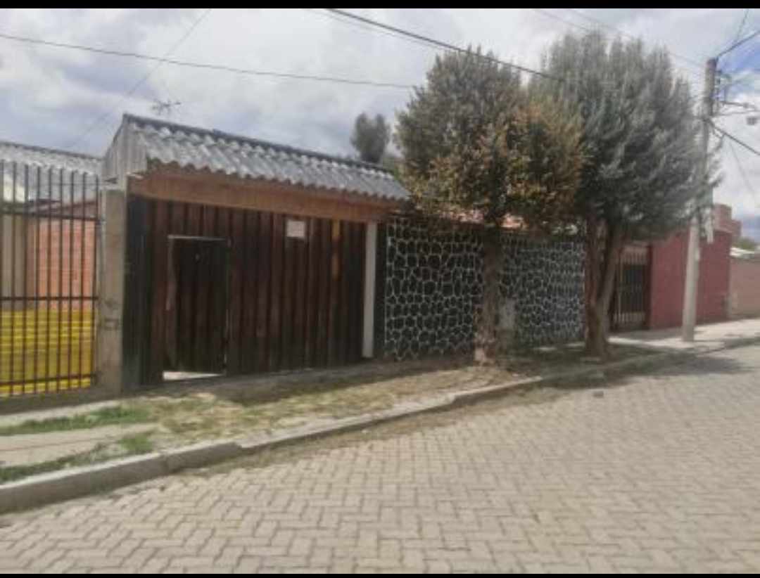 Casa Av. Jose Zagoneta/ El Alto Foto 2