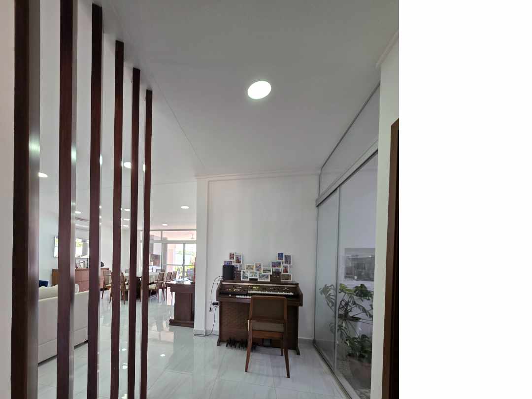 Casa en Carretera Norte en Santa Cruz de la Sierra 6 dormitorios 7 baños 3 parqueos Foto 41