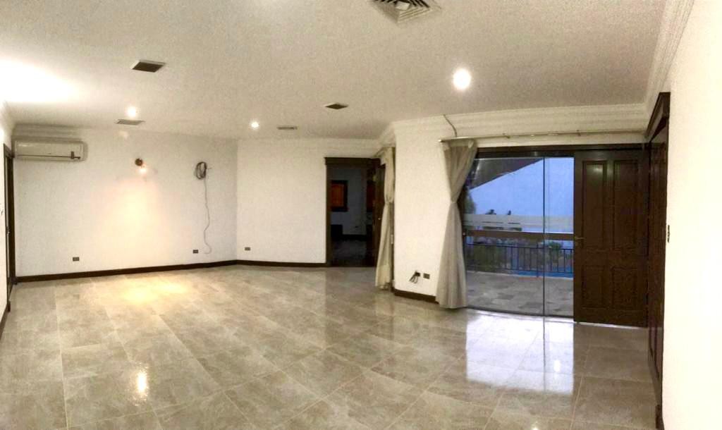 Casa en Equipetrol en Santa Cruz de la Sierra 4 dormitorios 7 baños 8 parqueos Foto 5