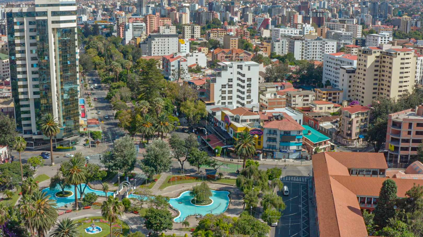 Local comercial en Noroeste en Cochabamba  2 baños  Foto 15