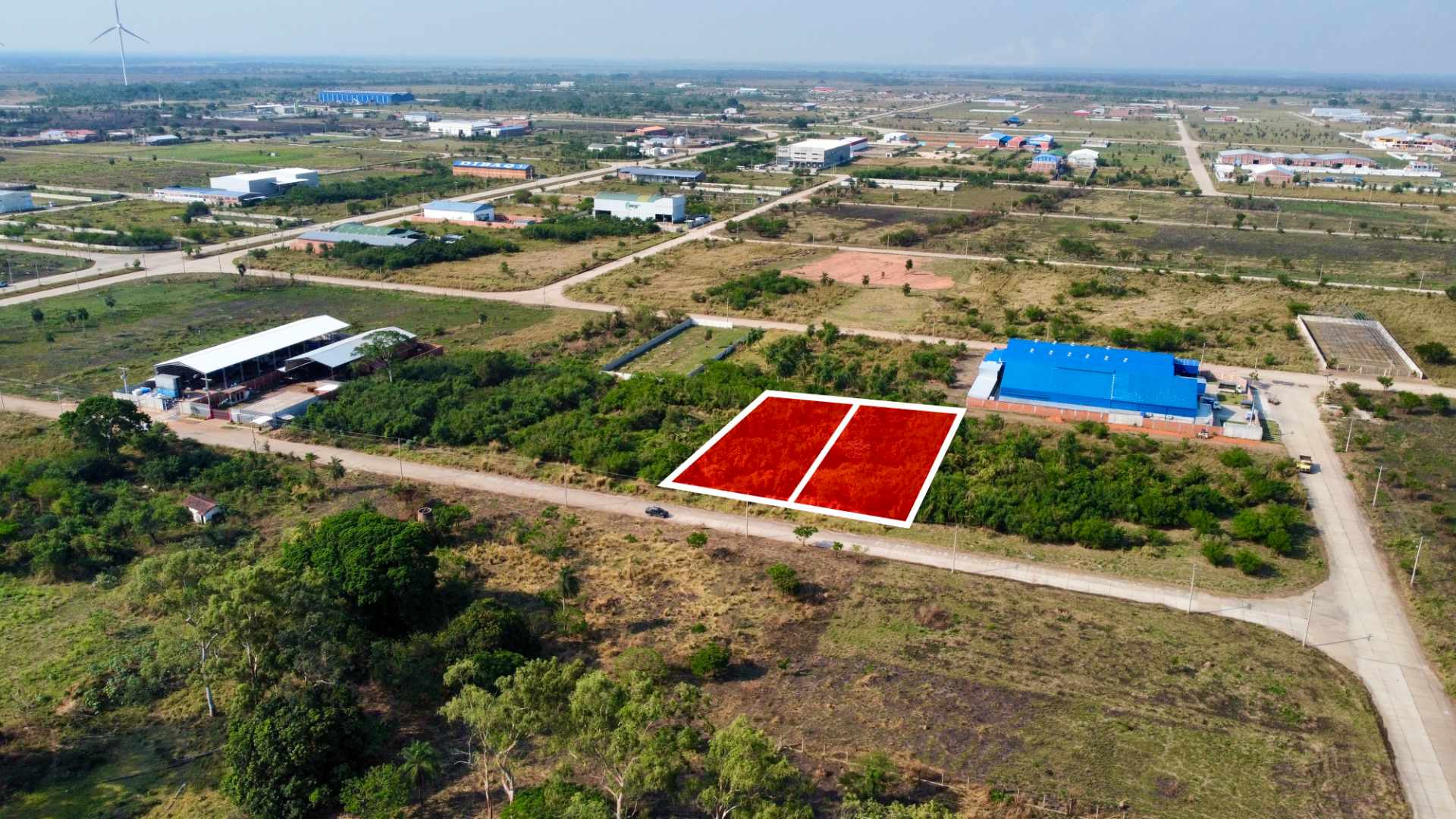 Terreno en Parque Industrial Latinoamericano en Warnes    Foto 1