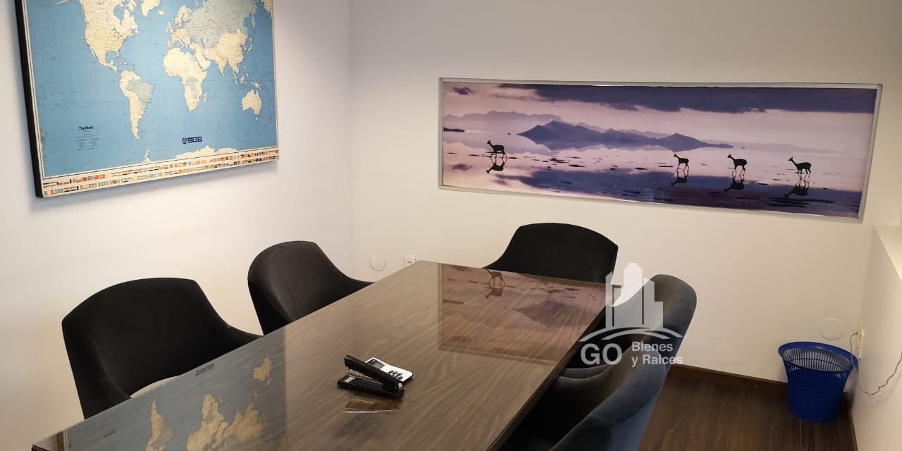 Casa en Achumani en La Paz 9 dormitorios 5 baños 5 parqueos Foto 3