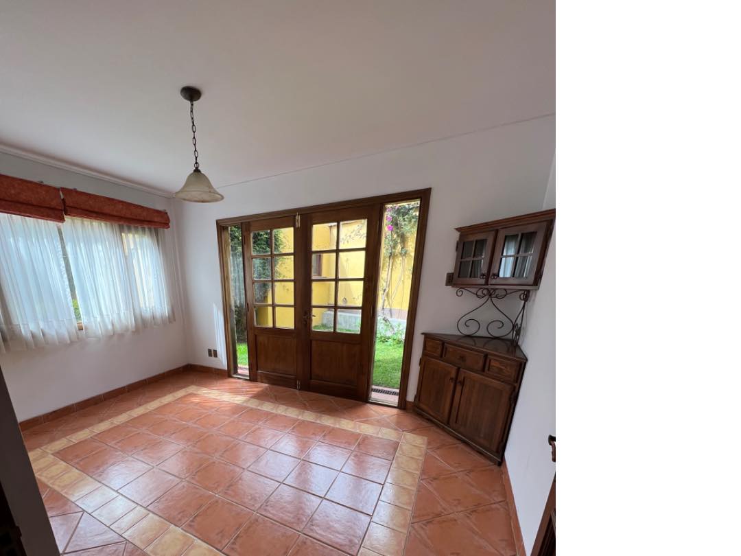 Casa en Achumani en La Paz 5 dormitorios 5 baños 2 parqueos Foto 44