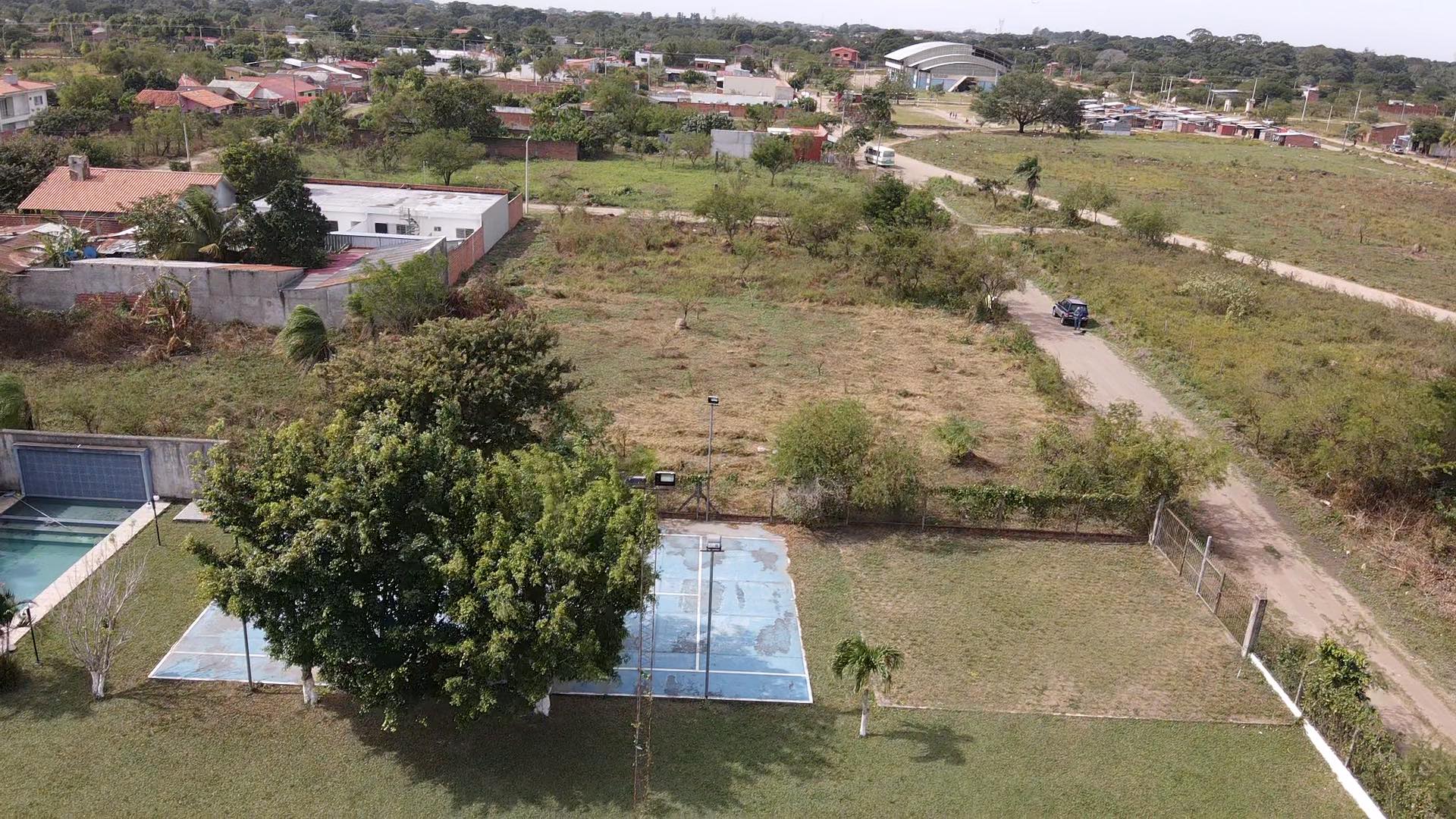 Terreno en VentaTerreno 1350m2  Frente Viru Viru    Foto 2