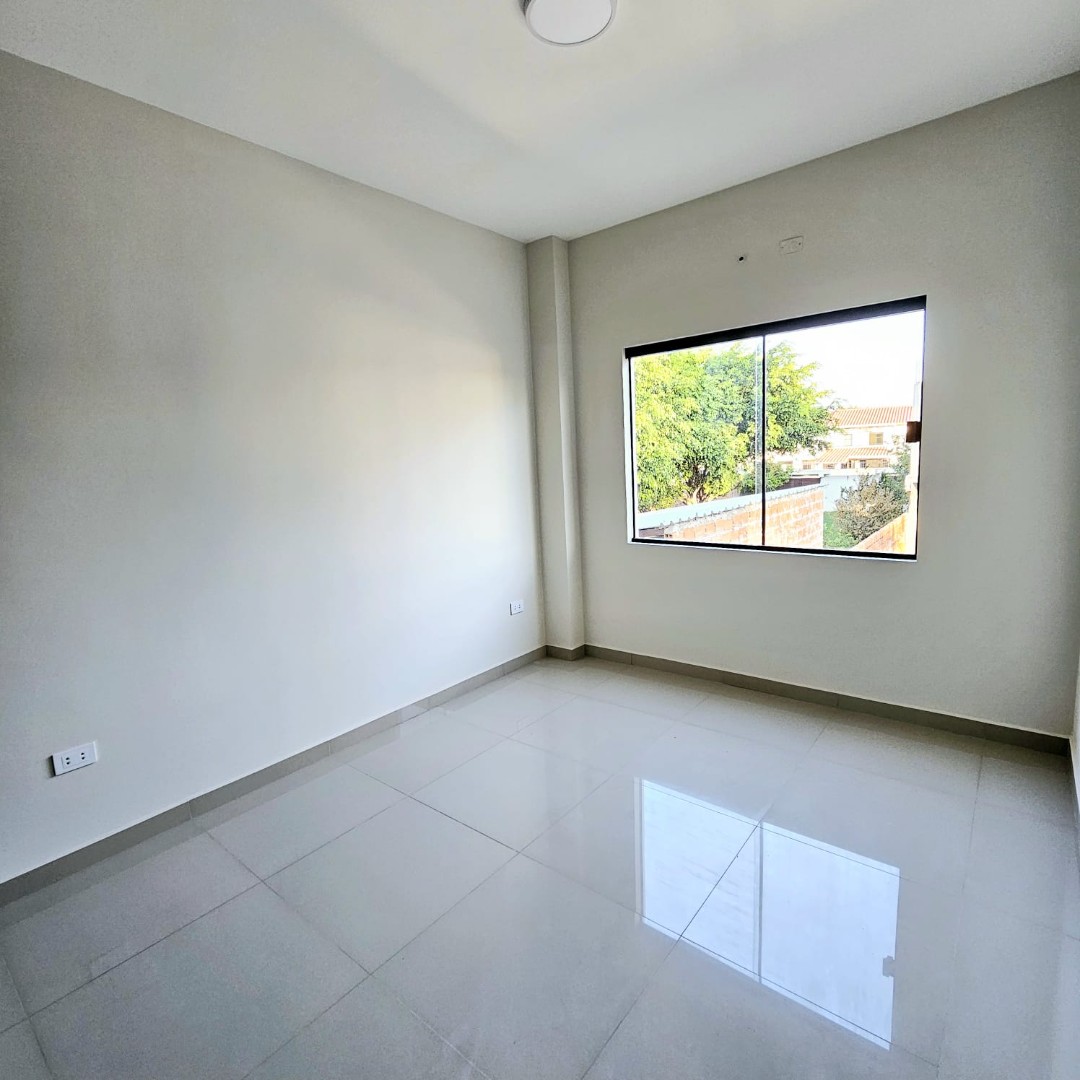 Casa en Carretera Norte en Santa Cruz de la Sierra 3 dormitorios 3 baños 2 parqueos Foto 8