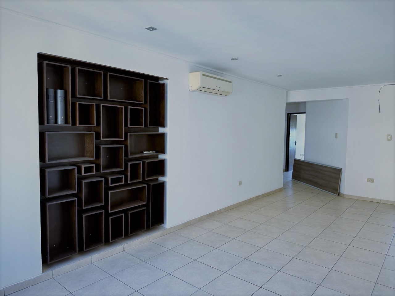 Departamento en VentaPrecio de Ocasión: En Venta Amplio y Hermoso Depto de 134 m2 Equipado con Garaje Incluido 4 dormitorios 4 baños 1 parqueos Foto 11