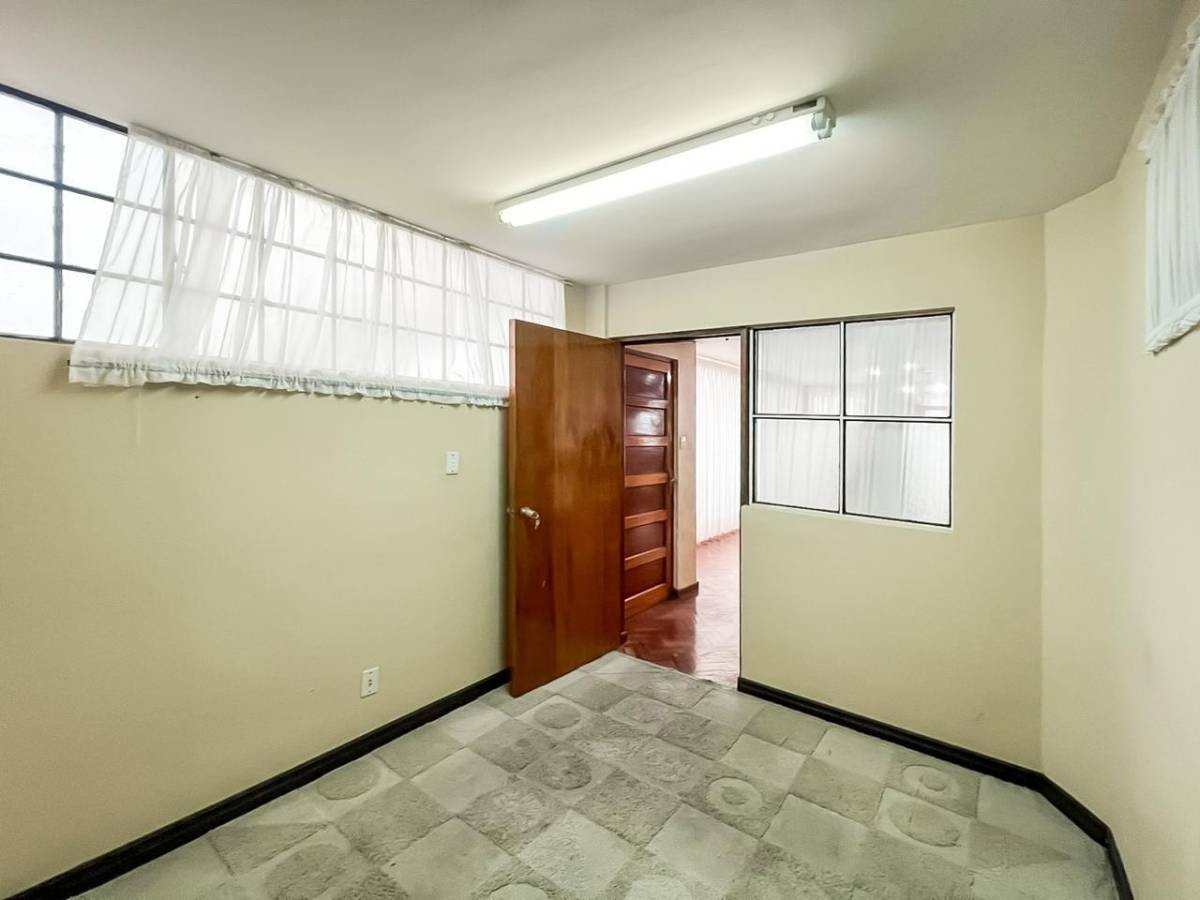 Departamento en Seguencoma en La Paz 3 dormitorios 2 baños 1 parqueos Foto 9