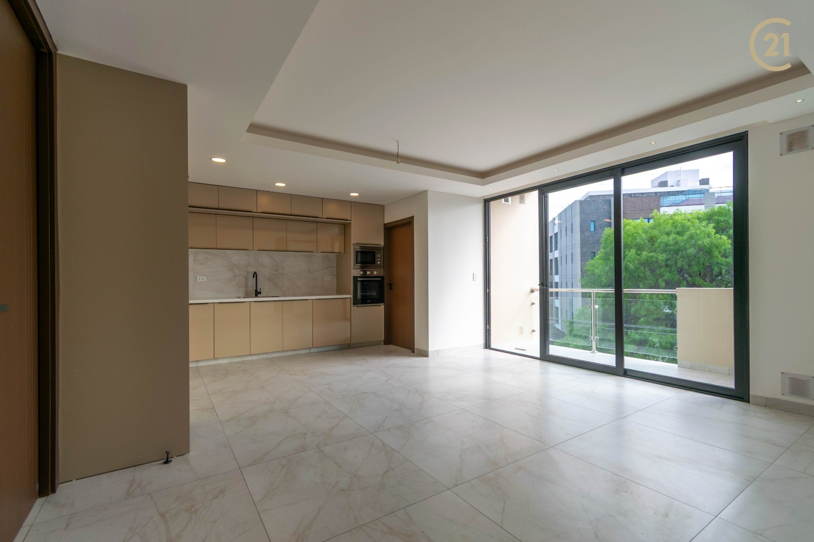 Departamento en Equipetrol en Santa Cruz de la Sierra 2 dormitorios 3 baños 1 parqueos Foto 7